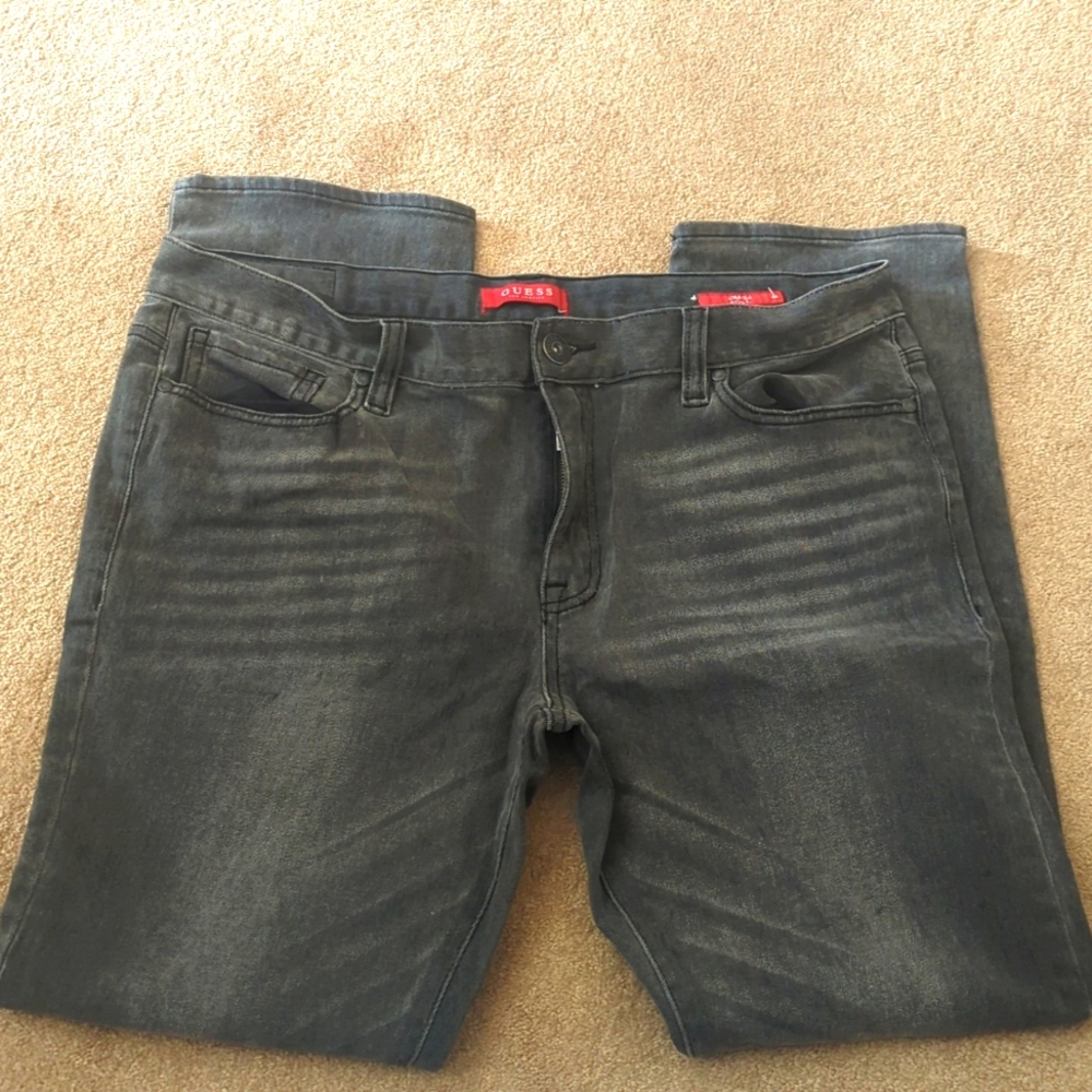 Guess men's black stonewashed jeans